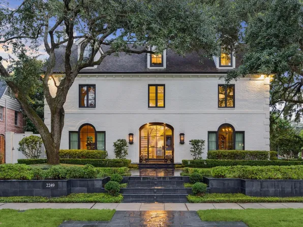 2249 Pelham Dr, Houston, TX 77019