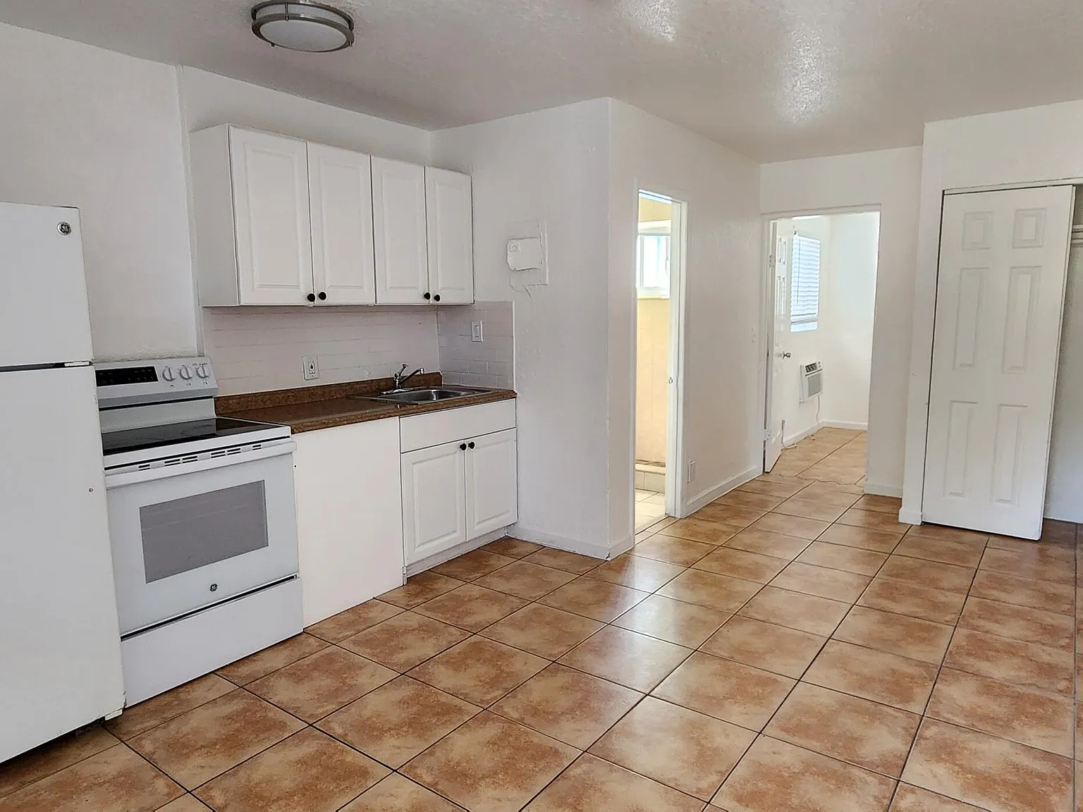 1 bed, 1.0 bath, 500 sqft, $1,500 — Photo 4