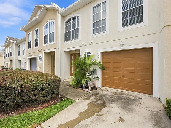 3rd image of 3805 EXETER LANE