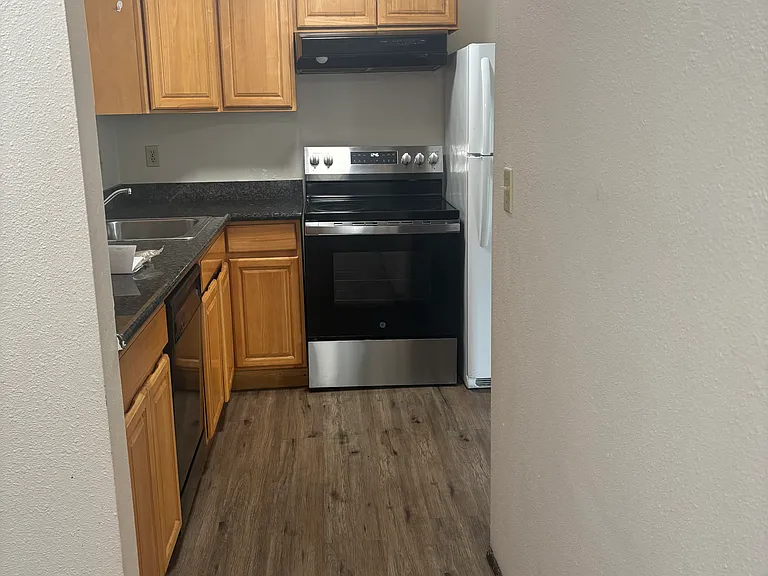 22503 30th Ave S #2 — Photo 5