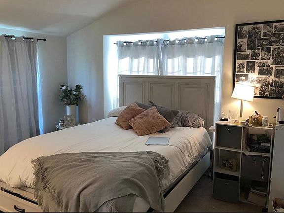 upstairs large bedroom