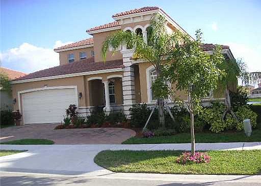 1st image of 8842 SW 204th Ln