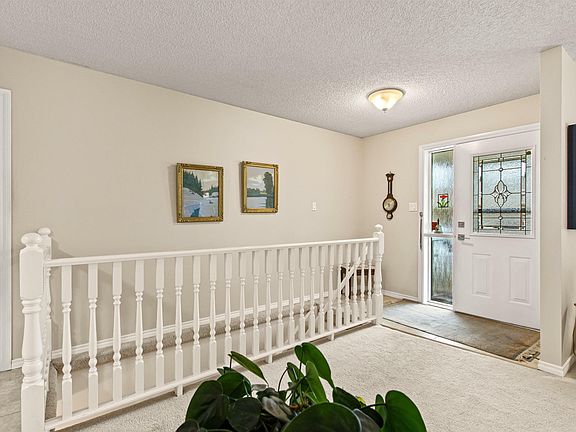 5th image of 10632 153rd Ave NW