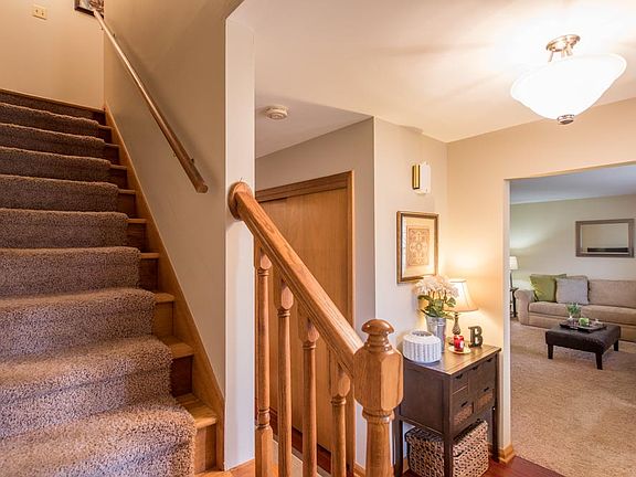 3rd image of 4045 Sheraton Ct