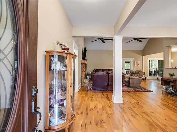 4th image of 183 Muse Bridge Rd