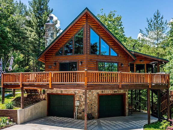 5th image of 830 Stonegate Way