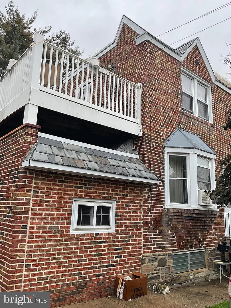 2 bed, 1100 sqft, $1,500 — Photo 1