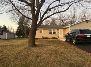 108-116 Isham St, Stoughton, WI 53589