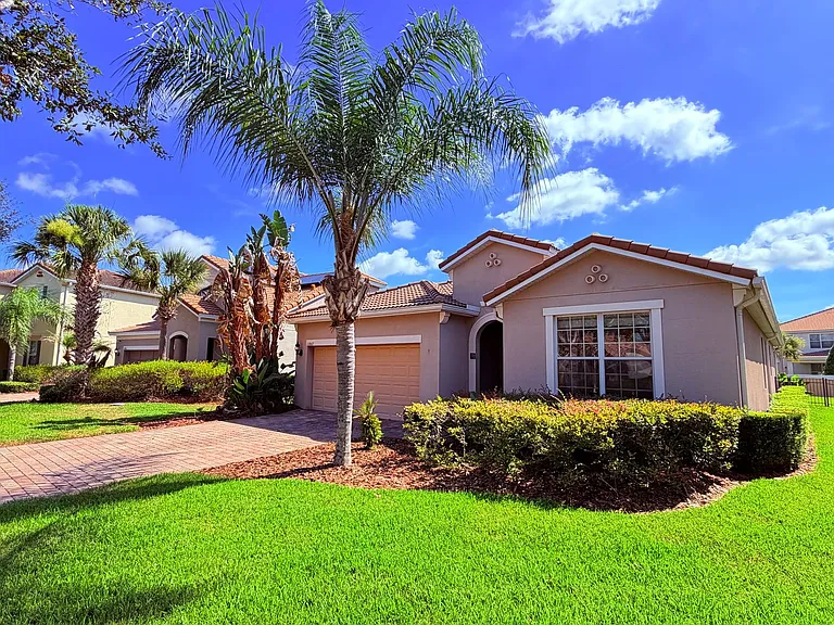 11867 Padua Ln — Photo 2