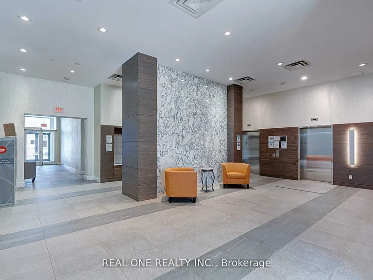 2055 Danforth Ave #312 — Photo 11