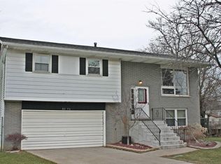 8376 Webster Ct, Crown Point, IN 46307