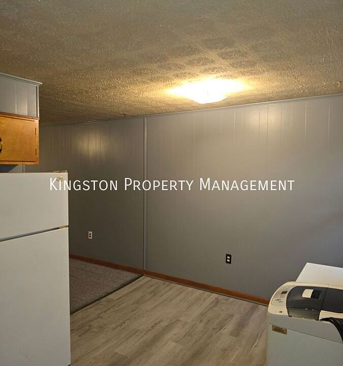 1st image of 208 E Adair St #3