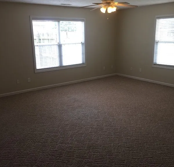 116 Lou Ann Dr — Photo 1