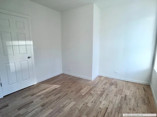Rented by Sovereign Associates | media 23