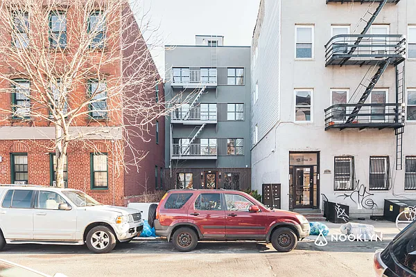 Rented by Nooklyn NYC LLC | media 47