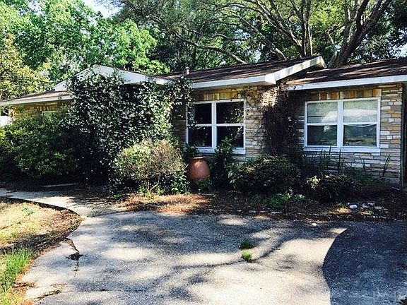 3rd image of 4535 Christy Dr