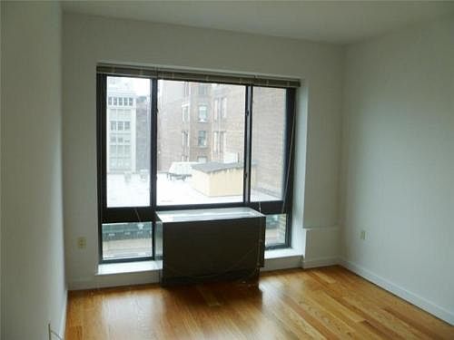 5th image of 30 W 18th St #14D******