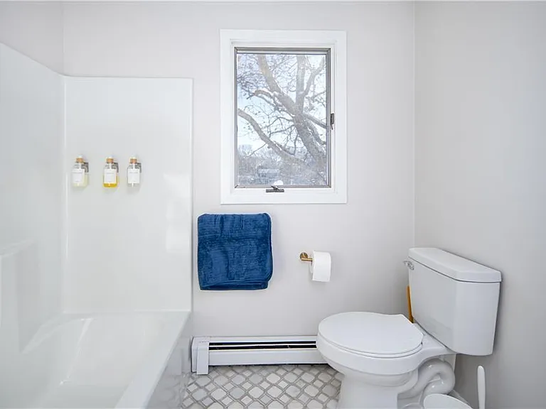 262 Wood Hill Rd — Photo 9