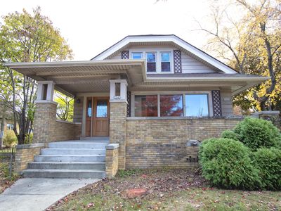 3945 W Forest Home Ave, Milwaukee, WI, 53215