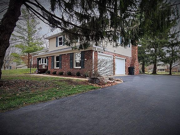 4th image of 7029 Marstella Ln