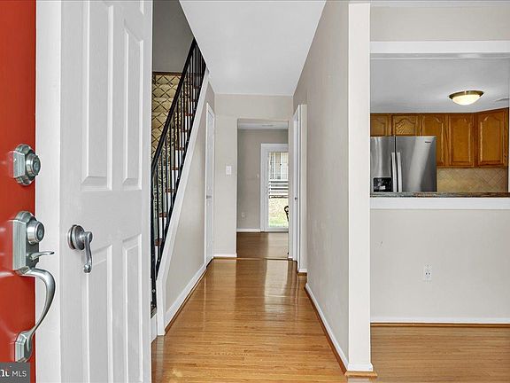3rd image of 3211 Ruby Dr