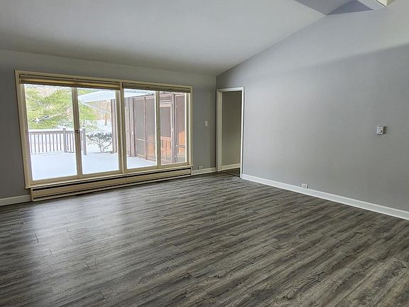 5th image of 1291 Fairgreen Ave