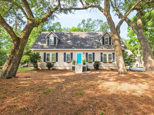 1519 Rifle Range Rd, Mount Pleasant, SC 29464