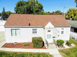 1130 Bauch St, Waterloo, IA 50701