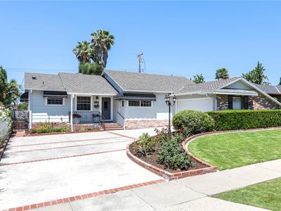 1113 Hollydale Dr, Fullerton, CA, 92831