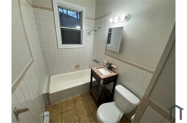 Building Photo - 1442 Springfield Ave #1L