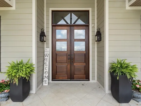 1135D Center Point Rd S, Hendersonville, TN 37075