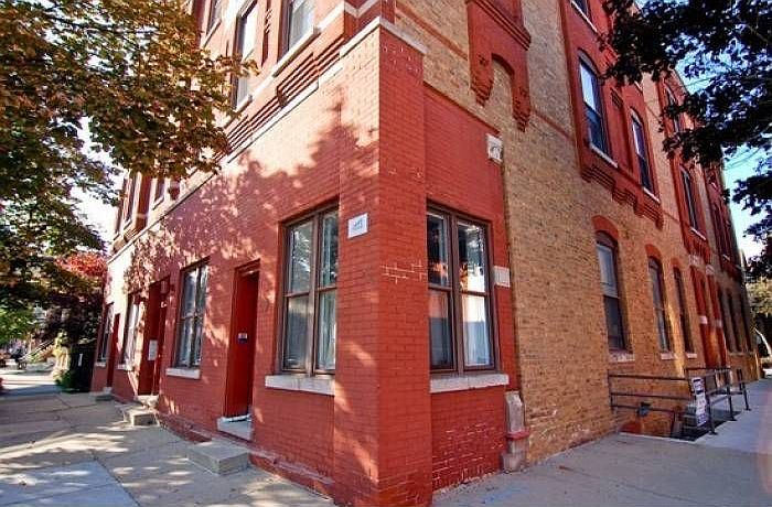 Front of bldg.