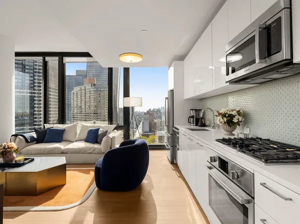 685 First Avenue image 16 of 19