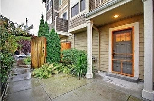 Front Yard with private gate