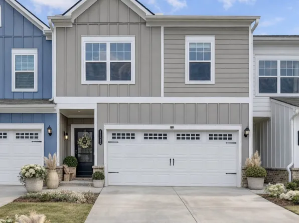 1123 Chastain Dr, Buford, GA 30518