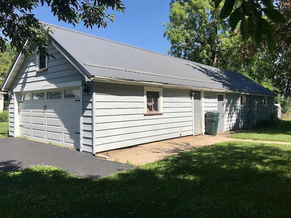 204 N Nelson St, Manlius, IL 61338 Zillow
