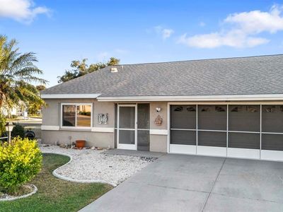 302 Stroll Ln, Sun City Center, FL, 33573