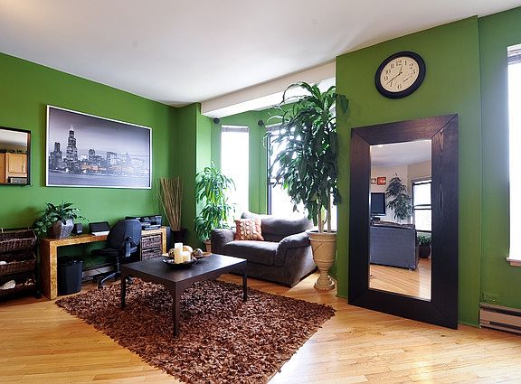3rd image of 2150 N Clifton Ave APT 4