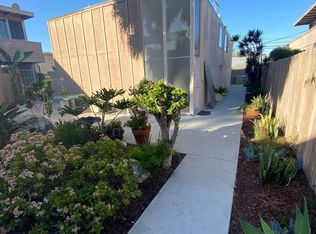 3595 Elm Ave APT 23, Long Beach, CA 90807