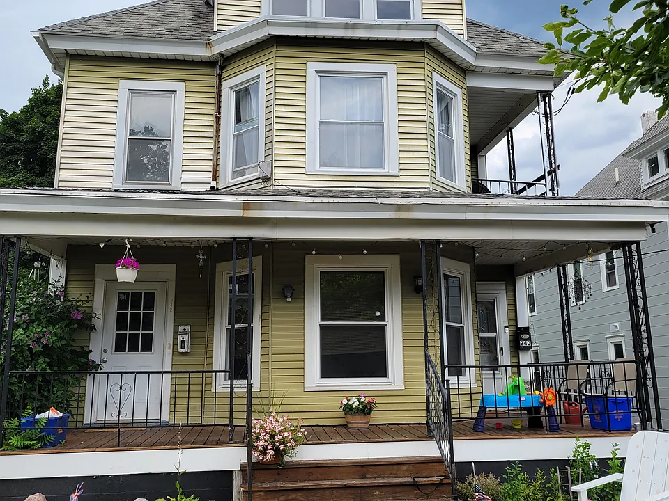 240 Tennyson Ave