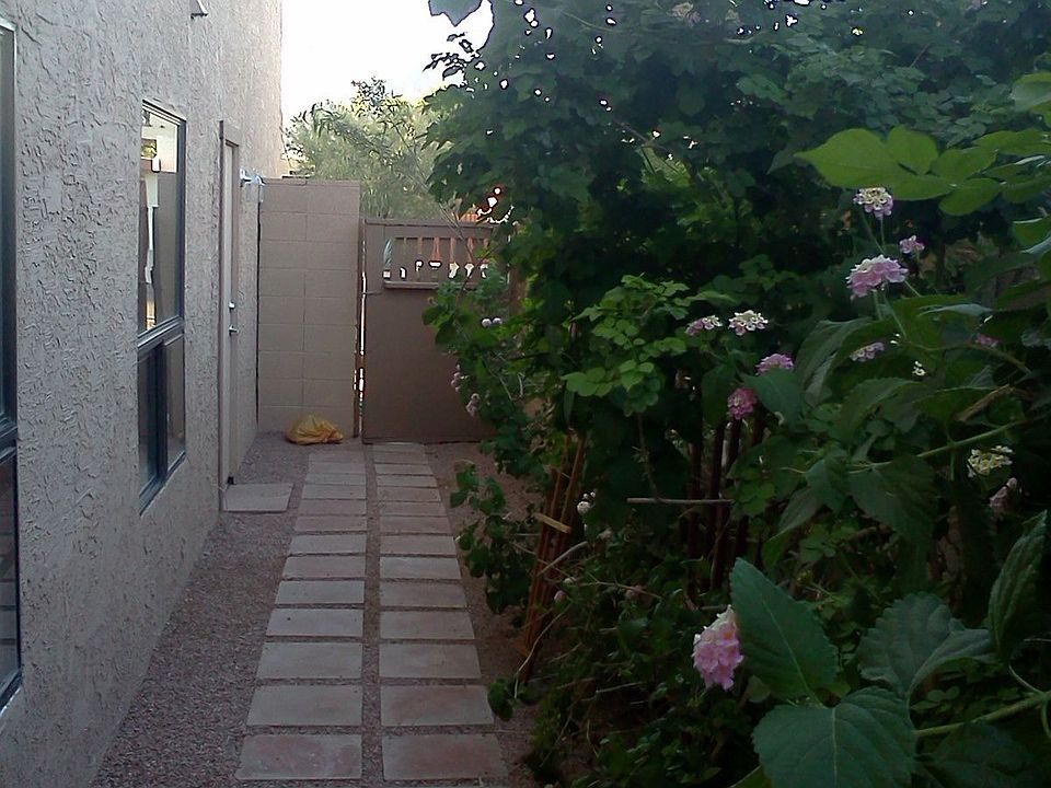 Pretty walk to pool party