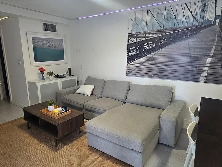 846 Michigan Ave #101 — Photo 39