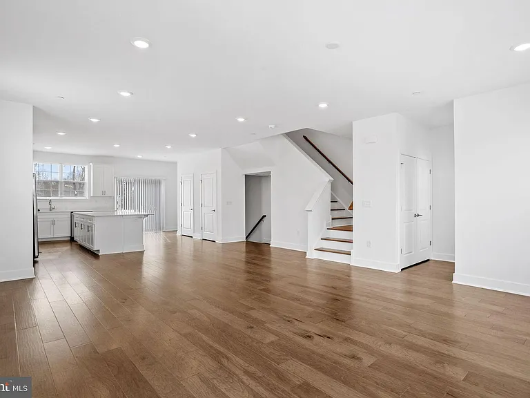 137 Ada Hightower Ave — Photo 11
