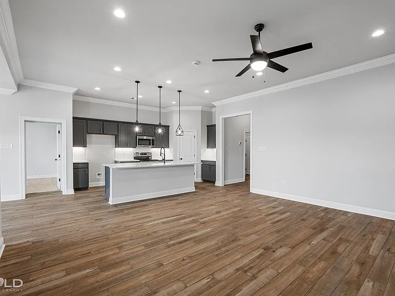 414 Blanchard Loop — Photo 17