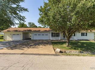 30 Elk Dr, Farmington, MO 63640