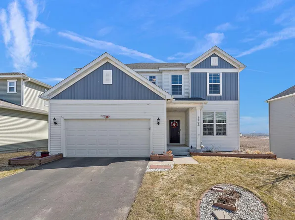 3906 112th Cir NE, Blaine, MN 55449