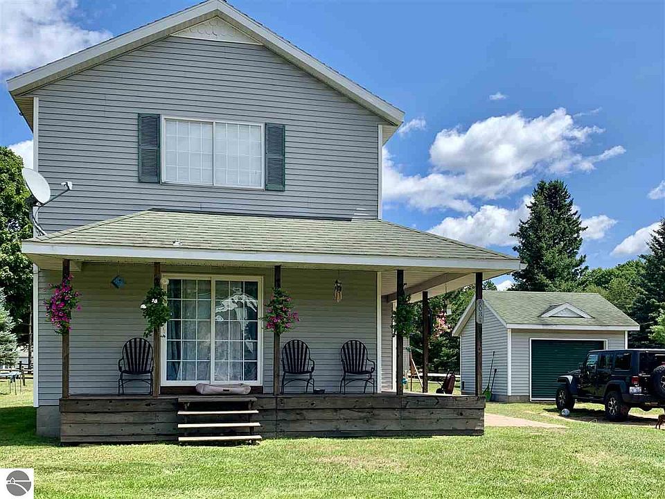 1st image of 6037 Cedar Dr
