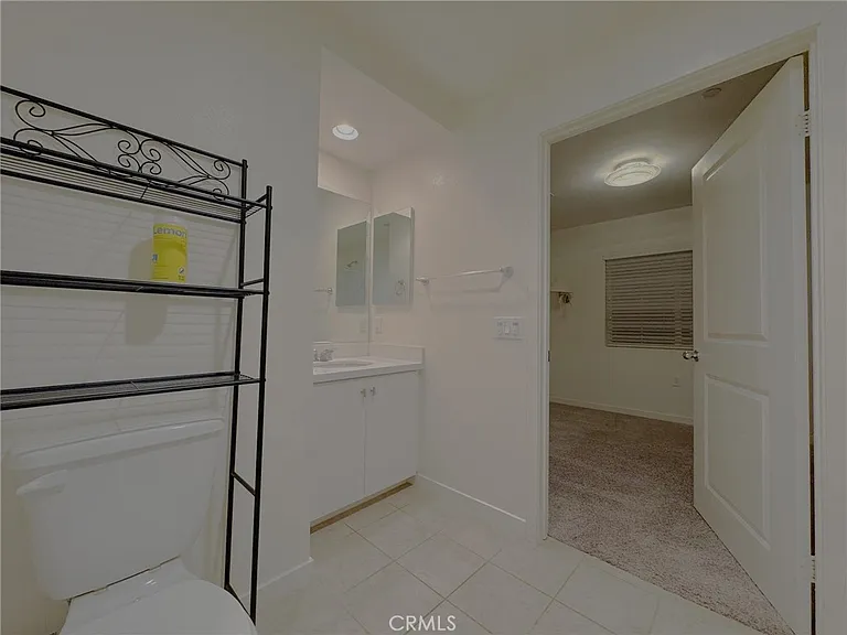2710 Valor Ln — Photo 52