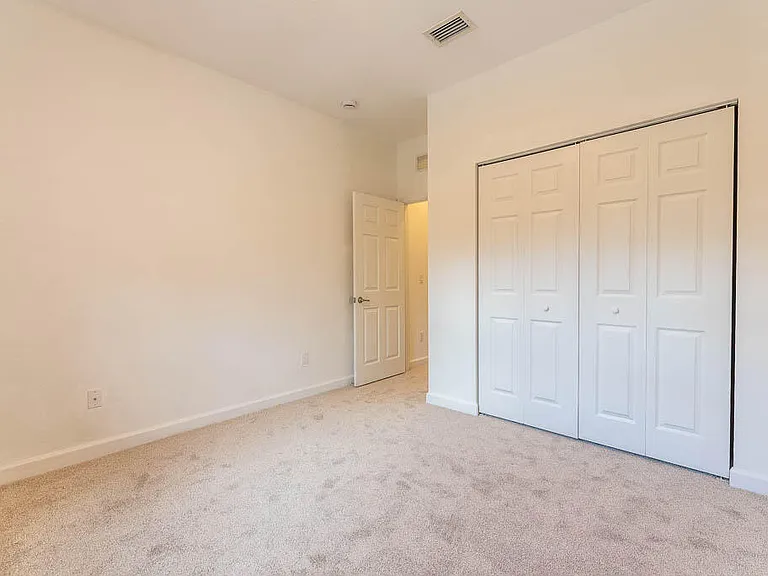 10283 Wellington Parc Dr — Photo 14