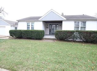1410 Loretta St, Pekin, IL